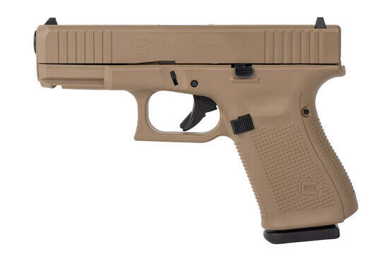 GLOCK 19 Gen 5 AUSTRIA is chambered in 9x19 features an FDE finish